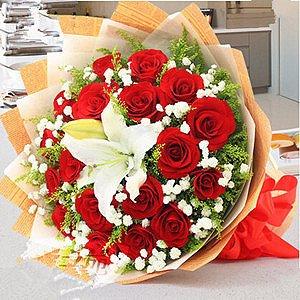 Divine Valentine Romance flowers CityFlowersIndia 