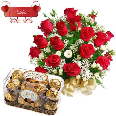 Ferrero Rocher Box (200 gm) & Red Roses flowers CityFlowersIndia 