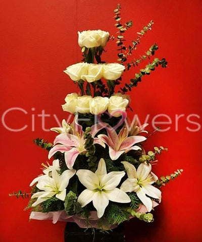LOVE IN BLOOM BASKET flowers CityFlowersIndia 