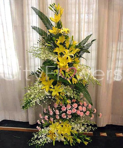 ELEGANT LILIES GESTURE flowers CityFlowersIndia 
