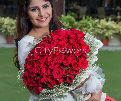 RED RAPTURE BOUQUET flowers CityFlowersIndia 