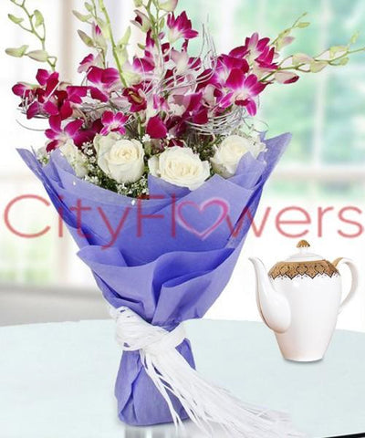 HOPELESSLY DEVOTED flowers CityFlowersIndia 