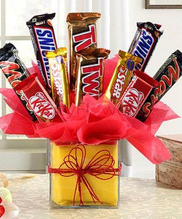 CHOCO VASE flowers CityFlowersIndia 