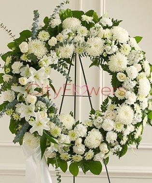 SYMPATHY WREATH PURE WHITE BEAUTY flowers CityFlowersIndia 