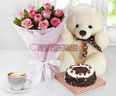 CUDDLY CRAZE IN LOVE WITH CAKE flowers CityFlowersIndia 