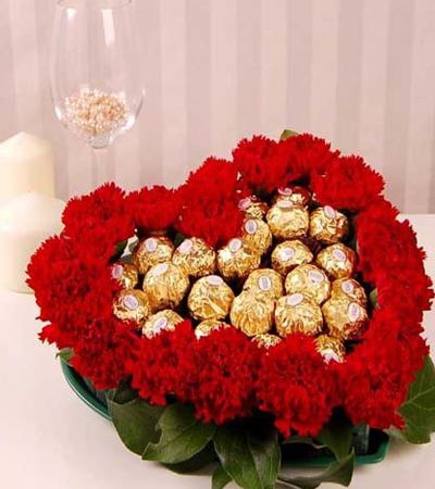 Romantic Ferrero Roucher Bouquet flowers CityFlowersIndia 