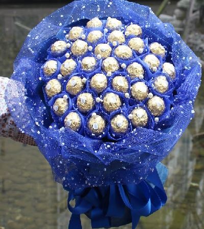 Ferrero Rocher Bouquet With Blue paper Packing flowers CityFlowersIndia 
