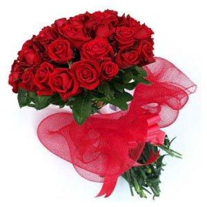 Vibrant Red Bunch Roses Love flowers CityFlowersIndia 