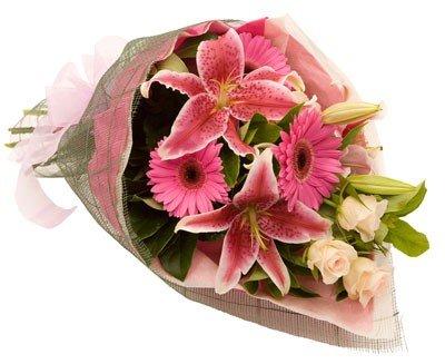 Sprightful Delight Bouquet flowers CityFlowersIndia 