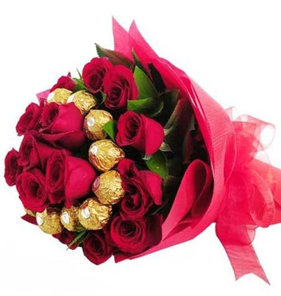 Sweet Valentine Surprise (Ferrero Rocher Bouquet) flowers CityFlowersIndia 