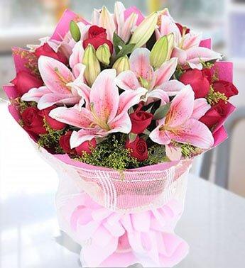 Pink Lilies n Roses Surprise flowers CityFlowersIndia 